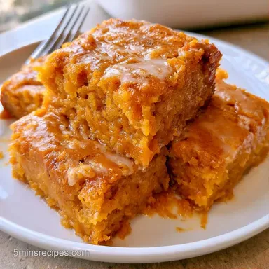 Two-Ingredient Pumpkin Snack Cake Recipe Card